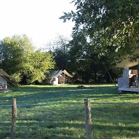 Ferme De La Marliere Hotel Saint-Vincent-en-Bresse ภายนอก รูปภาพ